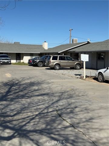 20958 Nisqually Road, Apple Valley, CA 92308