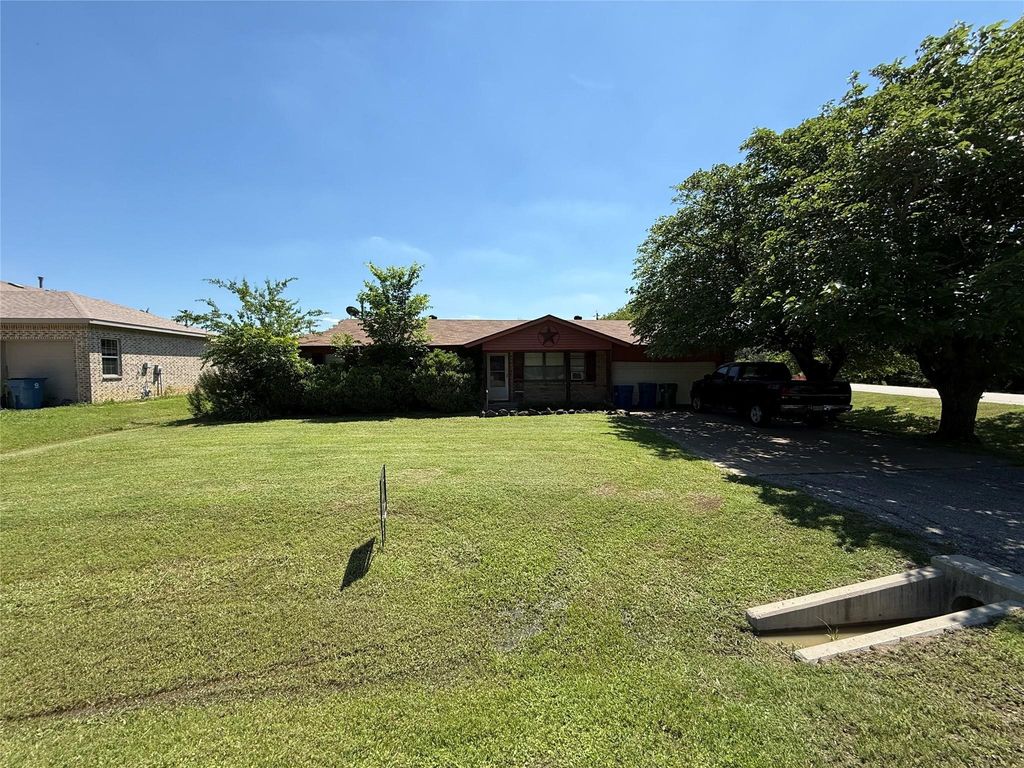 300 Linda Street, Roanoke, TX 76262 — photo 3