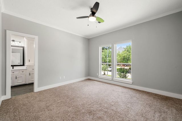 24611 W Kingscrest Circle, Spring, TX 77389