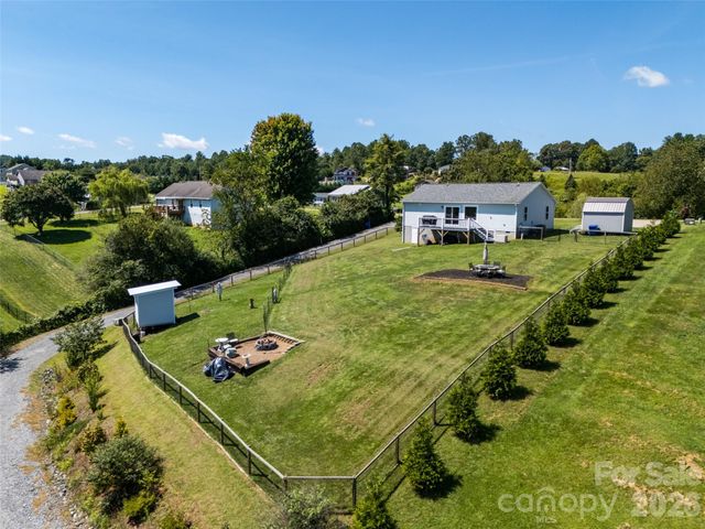 257 Tipton Hill Road, Leicester, NC 28748