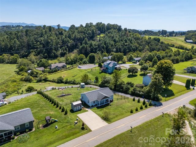 257 Tipton Hill Road, Leicester, NC 28748