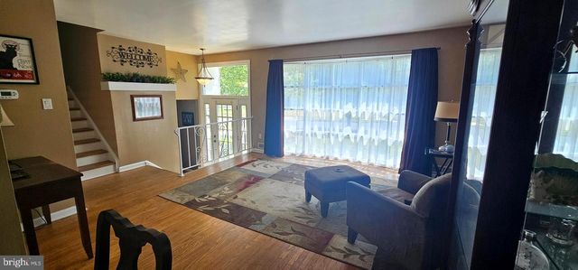 105 HILLSIDE RD, Stratford, NJ 08084