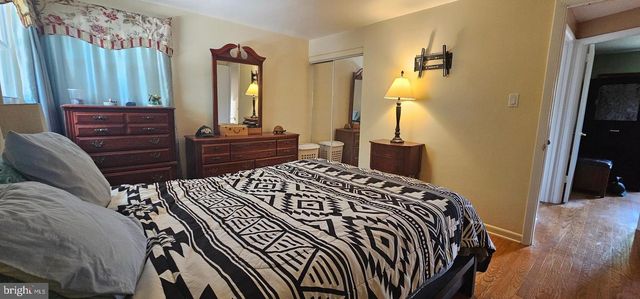 105 HILLSIDE RD, Stratford, NJ 08084
