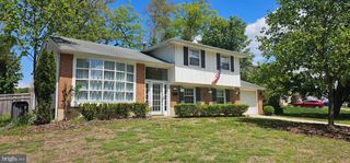 105 HILLSIDE RD, Stratford, NJ 08084