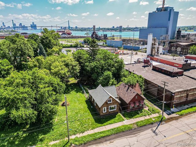 463 S Junction Street, Detroit, MI 48209