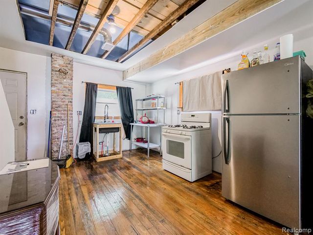 463 S Junction Street, Detroit, MI 48209