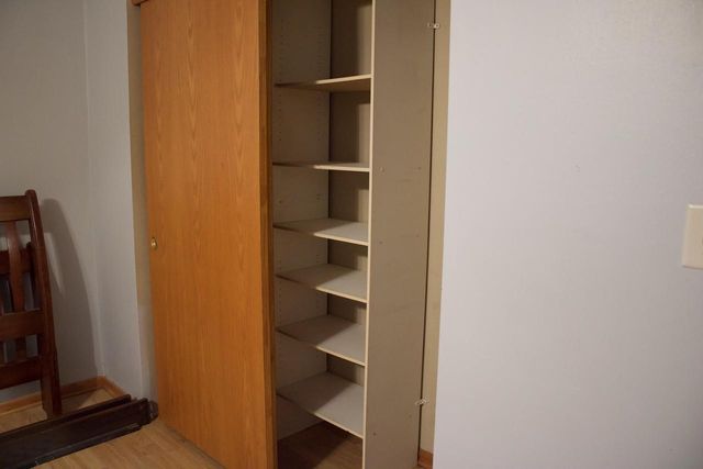 3017 W Ramsey AVENUE, Greenfield, WI 53221