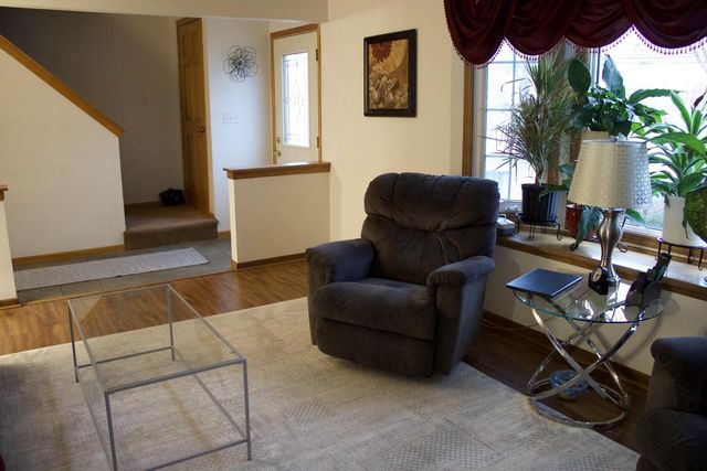 3017 W Ramsey AVENUE, Greenfield, WI 53221