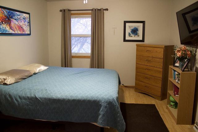 3017 W Ramsey AVENUE, Greenfield, WI 53221