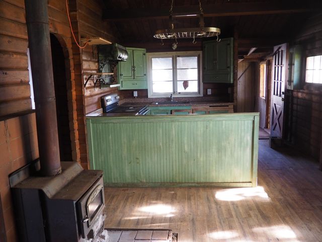 21705 S Powerhouse Road, Manton, CA 96059