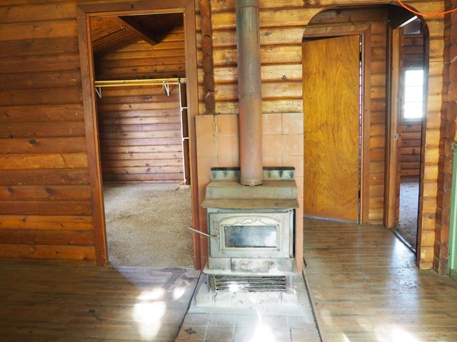 21705 S Powerhouse Road, Manton, CA 96059