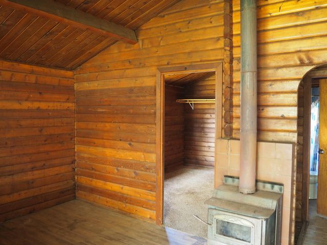 21705 S Powerhouse Road, Manton, CA 96059