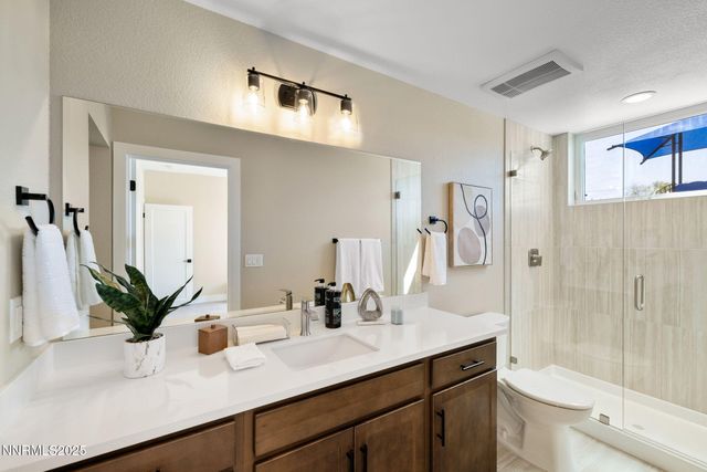 3834 Lakeside Drive 18, Reno, NV 89509