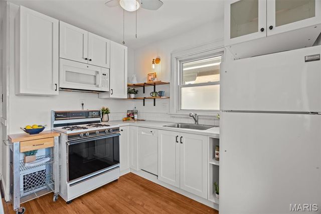 5742 Lansdowne Avenue, St Louis, MO 63109