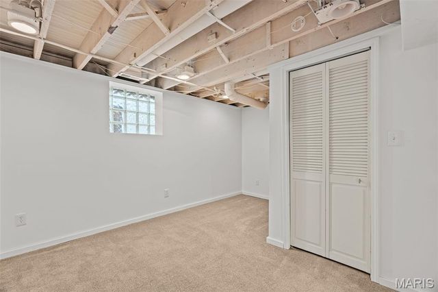 5742 Lansdowne Avenue, St Louis, MO 63109