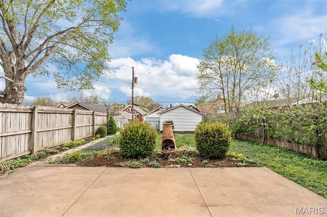 5742 Lansdowne Avenue, St Louis, MO 63109