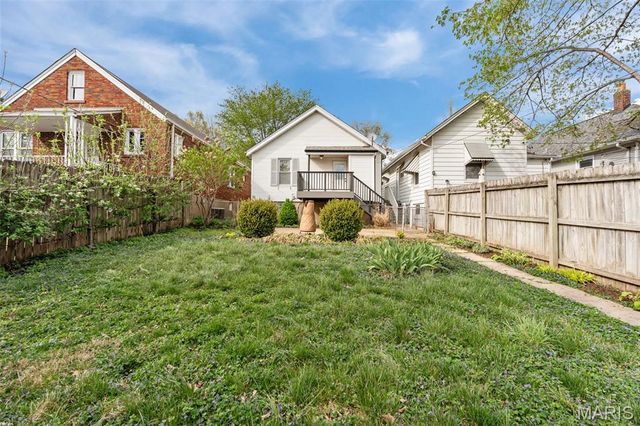 5742 Lansdowne Avenue, St Louis, MO 63109