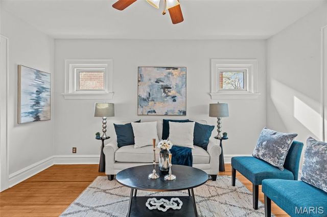 5742 Lansdowne Avenue, St Louis, MO 63109