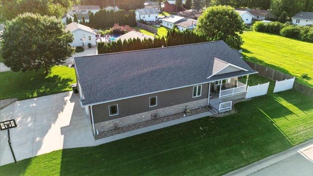 127 Doyle Avenue, Evansdale, IA 50707