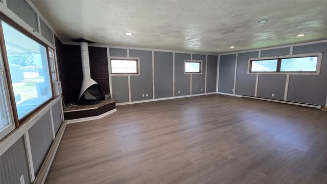 308 S Main Street, Baxter, IA 50028