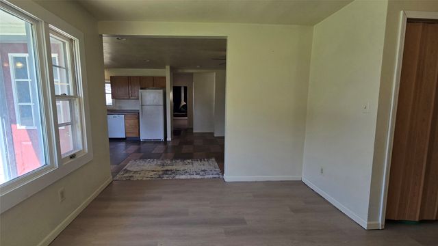 308 S Main Street, Baxter, IA 50028