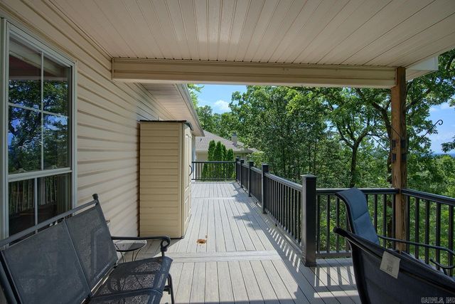 31 Derecho Way, Hot Springs Village, AR 71909