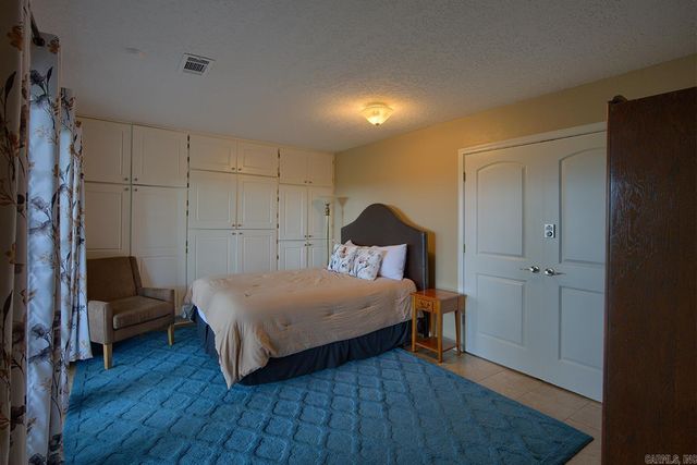 31 Derecho Way, Hot Springs Village, AR 71909