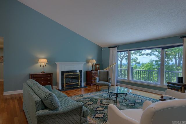 31 Derecho Way, Hot Springs Village, AR 71909