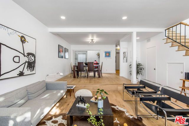 31 Village, Santa Monica, CA 90405