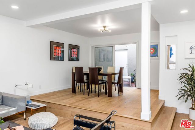 31 Village, Santa Monica, CA 90405