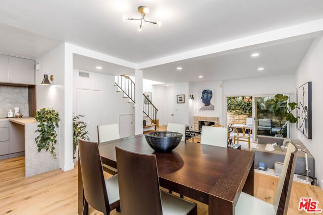 31 Village, Santa Monica, CA 90405