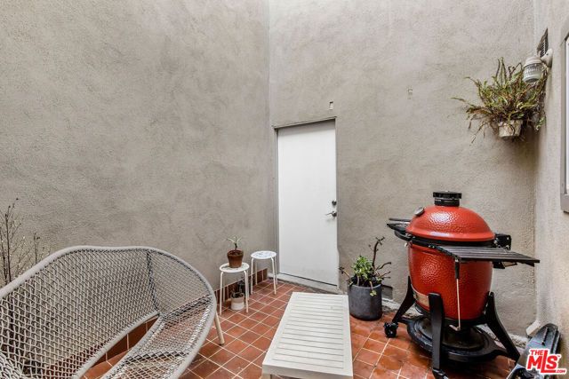 31 Village, Santa Monica, CA 90405