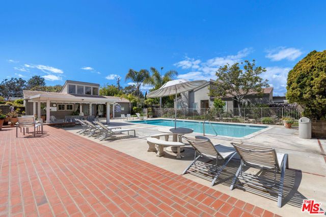 31 Village, Santa Monica, CA 90405