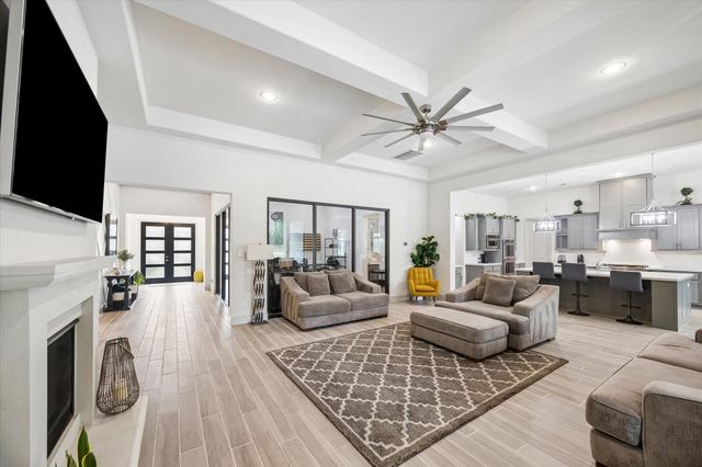 30943 Spring Lake Blvd, Tomball, TX 77375