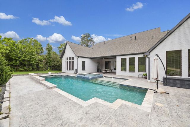 30943 Spring Lake Blvd, Tomball, TX 77375