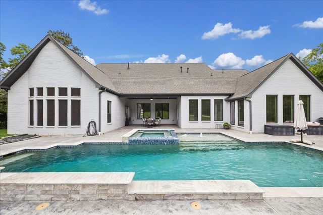 30943 Spring Lake Blvd, Tomball, TX 77375