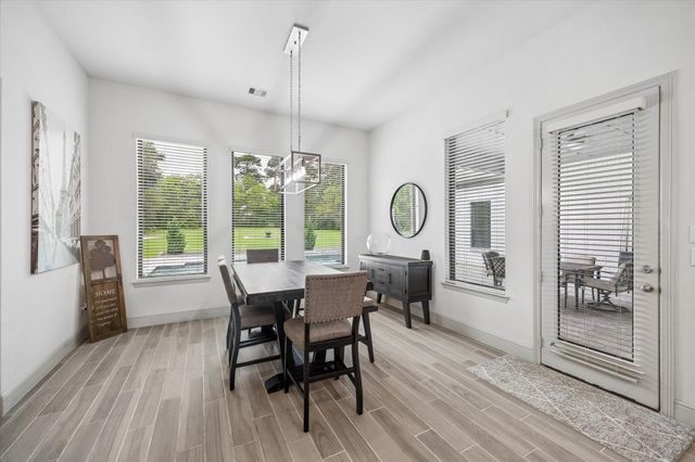 30943 Spring Lake Blvd, Tomball, TX 77375