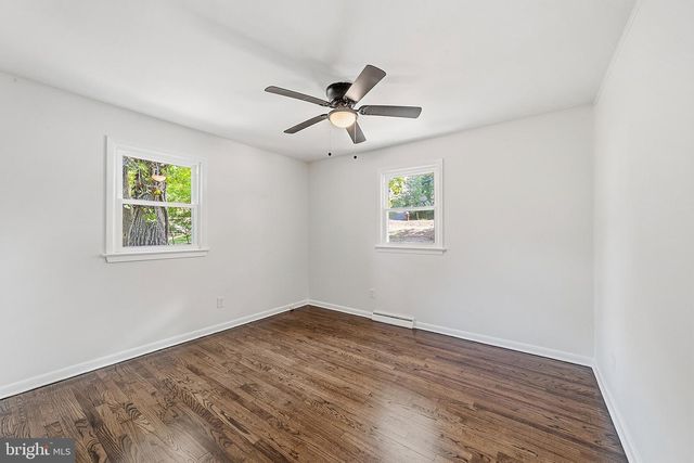 32 MONTAGUE AVE, Ewing, NJ 08628