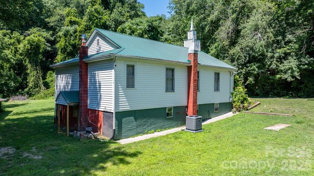 1715 Morningstar Church Road, Lenoir, NC 28645