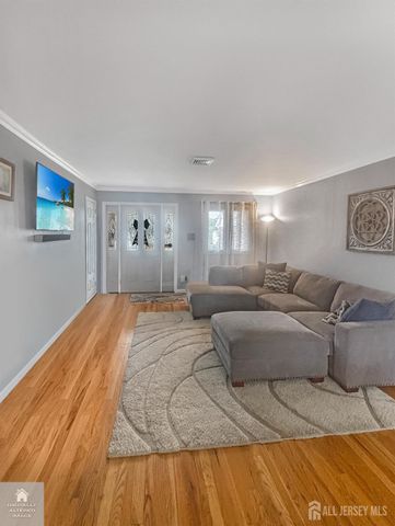 50 Preston Road, Colonia, NJ 07067