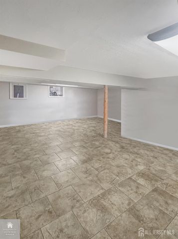 50 Preston Road, Colonia, NJ 07067