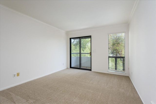 5 W Bellevue Avenue 2, San Mateo, CA 94402