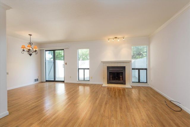 5 W Bellevue Avenue 2, San Mateo, CA 94402