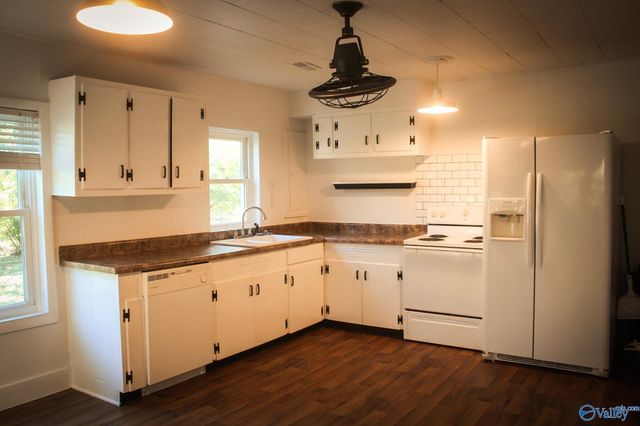 314 West Avenue, Sylvania, AL 35988