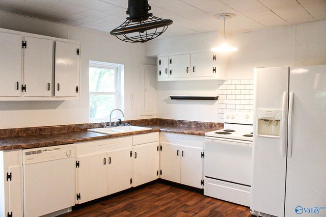 314 West Avenue, Sylvania, AL 35988