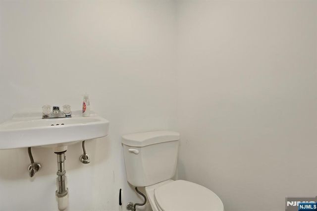 45 Webster Street, Ridgefield Park, NJ 07660