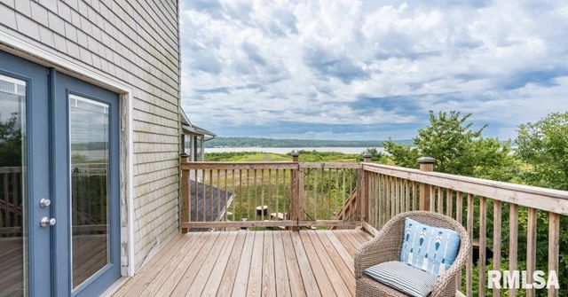 1109-1111 SUNSET Drive, East Peoria, IL 61611