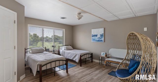 1109-1111 SUNSET Drive, East Peoria, IL 61611