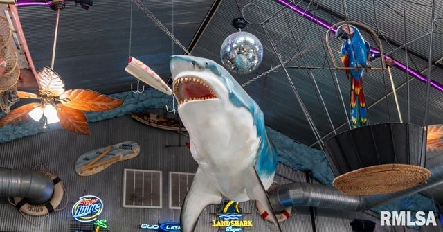 1109-1111 SUNSET Drive, East Peoria, IL 61611