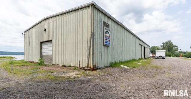 1109-1111 SUNSET Drive, East Peoria, IL 61611